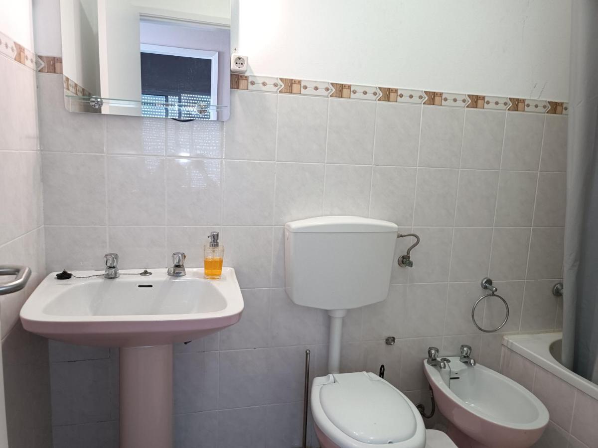 Alagoa Apartment 3 Фаро Екстериор снимка